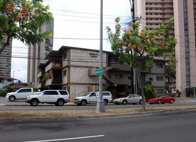 611 University Ave in Honolulu, HI - Building Photo - Building Photo