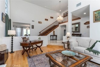 7371 Westcliff Dr in Los Angeles, CA - Building Photo - Building Photo