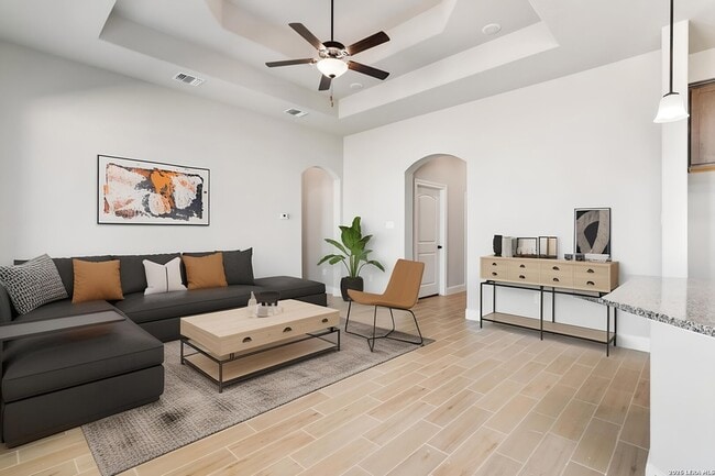 514 Park Cir in Hondo, TX - Building Photo - Building Photo