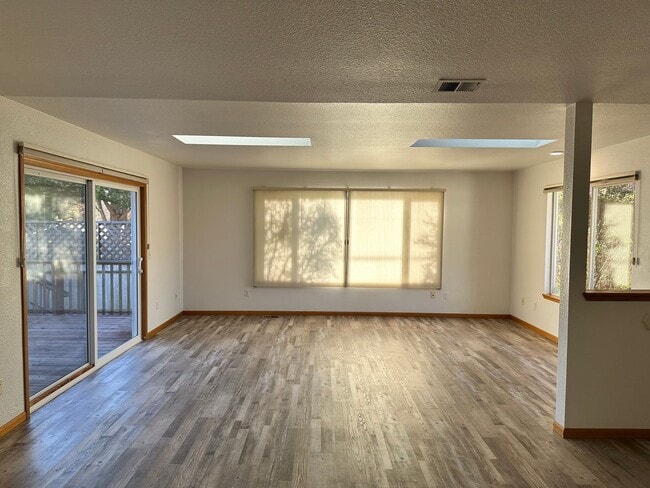 property at 1627 Tasi Ln