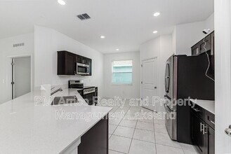 1121 Deepwater Cir in Eagle Lake, FL - Building Photo - Building Photo
