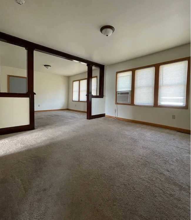 property at 922-924 Caledonia St