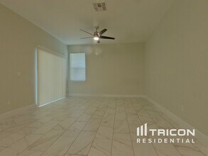 1297 13th St in Orange City, FL - Building Photo - Building Photo