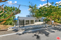 30112 Cuthbert Rd in Malibu, CA - Foto de edificio - Building Photo