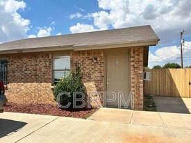 4620 Erskine St in Lubbock, TX - Building Photo