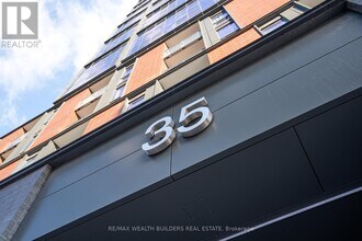 35 Parliament St in Toronto, ON - Building Photo - Building Photo