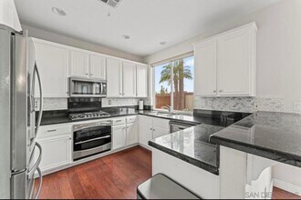 9925 Fieldthorn St in San Diego, CA - Building Photo - Building Photo