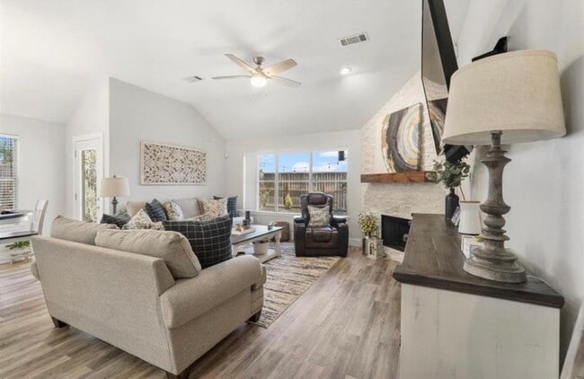 property at 6707 Oakbranch Manor Ln