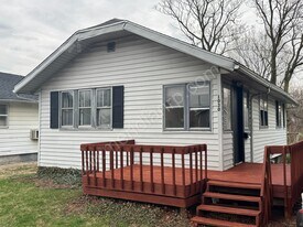 1030 Franklin Ave in Fort Wayne, IN - Building Photo