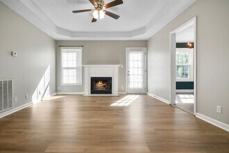 2833 Teakwood Dr in Clarksville, TN - Building Photo - Building Photo