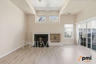 1002 Nicklaus Dr in Suffolk, VA - Building Photo - Building Photo