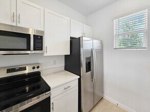 6322 Whetstone Ct in Palmetto, FL - Building Photo - Building Photo