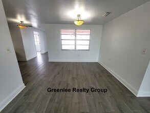 7730 Wicklow St in New Port Richey, FL - Building Photo - Building Photo