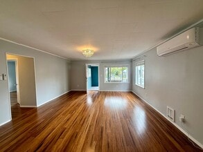 10222 17th Ave SW in Seattle, WA - Building Photo - Building Photo