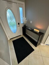 8127 Lesia Cir in Orlando, FL - Building Photo - Building Photo