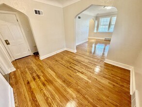 8947 Mayfield Ct in St. Louis, MO - Building Photo - Building Photo