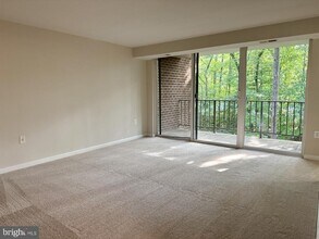 1520 Northgate Square in Reston, VA - Building Photo - Building Photo