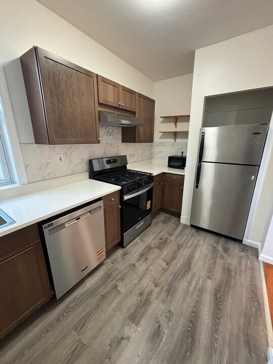 1371 Commonwealth Ave, Unit 3 in Boston, MA - Foto de edificio