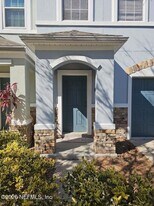 5811 Parkstone Crossing Dr in Jacksonville, FL - Building Photo