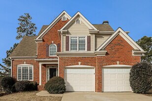 312 Viceroy Curve in Stockbridge, GA - Building Photo