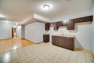 8133 S Ingleside Ave in Chicago, IL - Building Photo - Building Photo