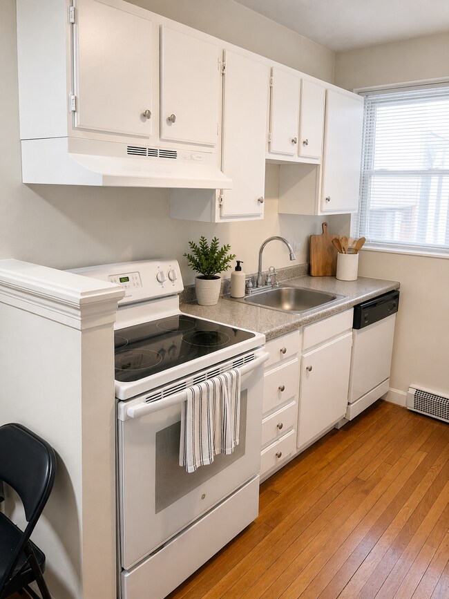 402 Highland Ave, Unit 2 in Somerville, MA - Foto de edificio - Building Photo