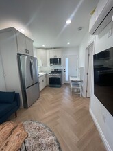 6908 Royer Ave in West Hills, CA - Building Photo - Building Photo