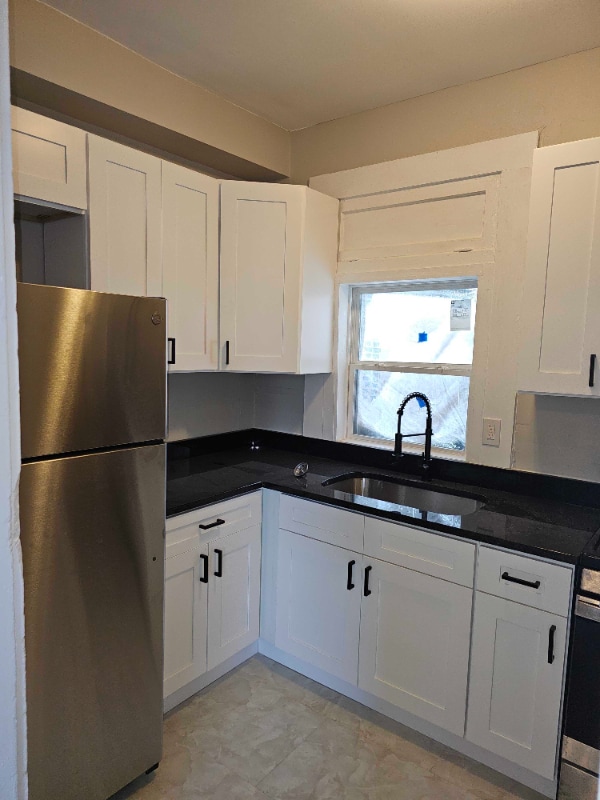 1560 Dixmont Ave in Cincinnati, OH - Building Photo - Building Photo