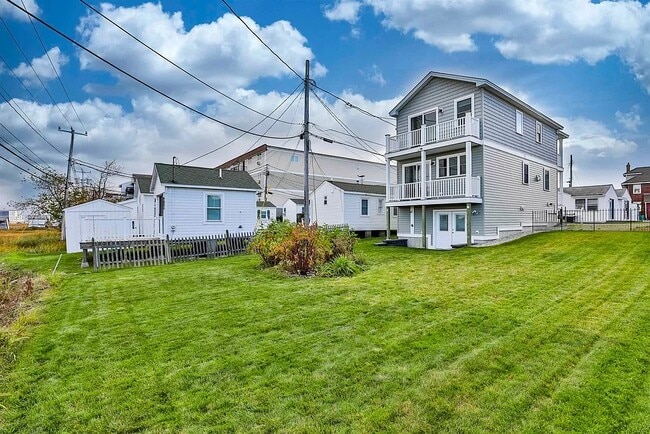 401 Ocean Blvd in Hampton, NH - Building Photo - Building Photo