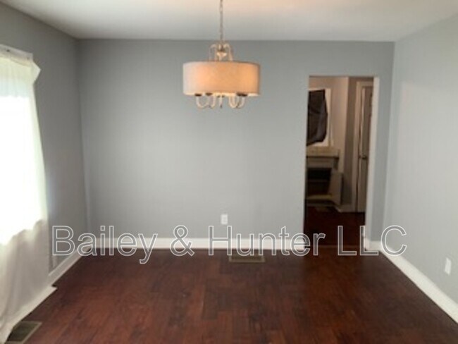 880 Hargis St SE in Atlanta, GA - Building Photo - Building Photo