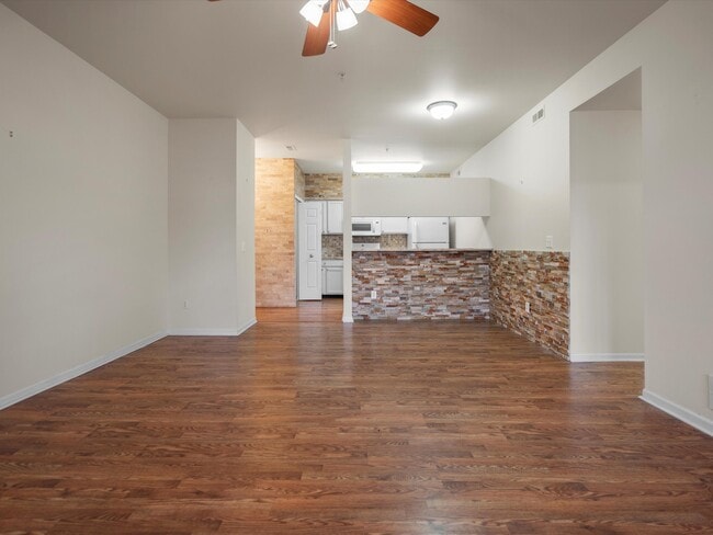 846 W Summerfield Gln Cir in Ann Arbor, MI - Building Photo - Building Photo
