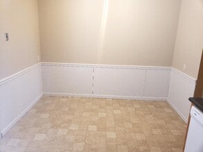 4285 Burnett Walk in St. Louis, MO - Building Photo - Building Photo