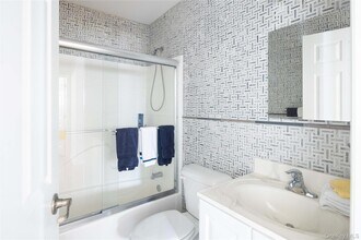 7 Washington Ave in Montauk, NY - Building Photo - Building Photo