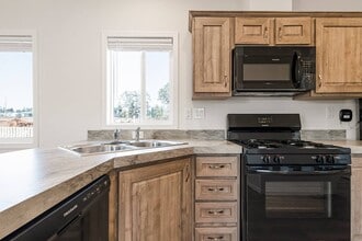 5510 Clark Rd in Paradise, CA - Building Photo - Building Photo