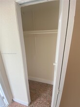 8411 Biscayne Blvd-Unit -10 in Miami, FL - Building Photo - Building Photo