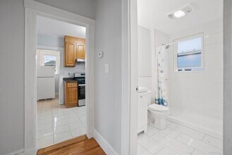 127 Russell St, Unit 127 in Quincy, MA - Building Photo - Building Photo