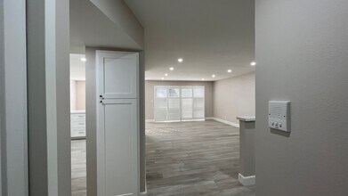 4500 Whitsett Ave, Unit #1 in Studio City, CA - Building Photo - Building Photo