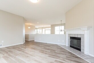 18796 E Powers Pl in Aurora, CO - Building Photo - Building Photo