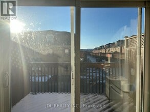 233 Rouge River Dr in Toronto, ON - Building Photo - Building Photo