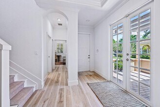102 Via Santa Cruz in Jupiter, FL - Building Photo - Building Photo