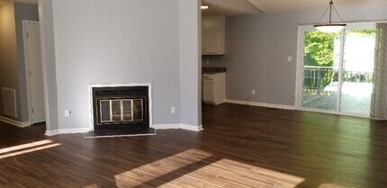 3 Chanter Ct in Durham, NC - Building Photo - Building Photo