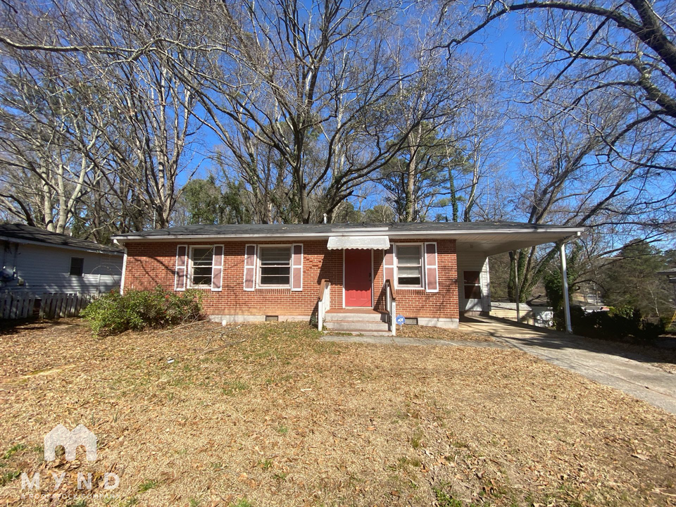 3831 Stone Rd SW in Atlanta, GA - Building Photo