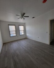 500 W Side Ave, Unit a in Jersey City, NJ - Foto de edificio - Building Photo