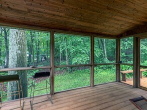 7 Owls Nest Ln in New Milford, CT - Building Photo - Building Photo