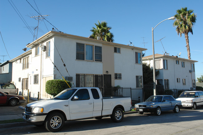 200 S Westlake Ave in Los Angeles, CA - Building Photo - Building Photo