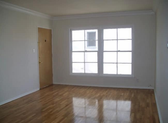 1466 S Sherbourne Dr in Los Angeles, CA - Building Photo - Building Photo