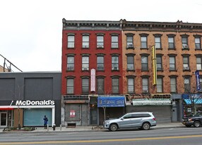 749 Grand St in Brooklyn, NY - Building Photo