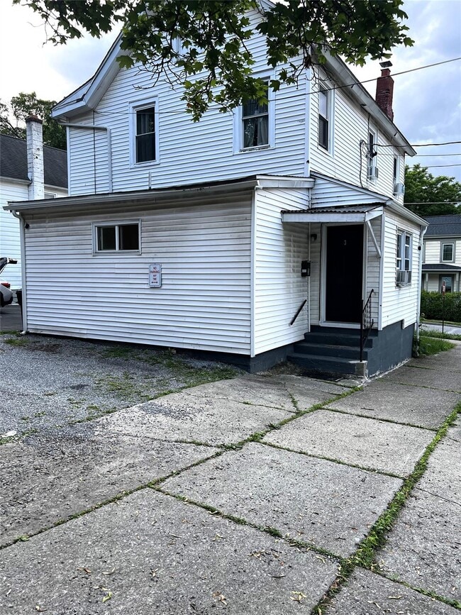 property at 95 Albany St