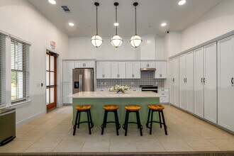 Cypress Creek Stoney Ridge in Del Valle, TX - Building Photo - Interior Photo