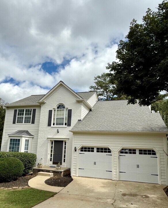 3825 Stepney Way in Cumming, GA - Building Photo
